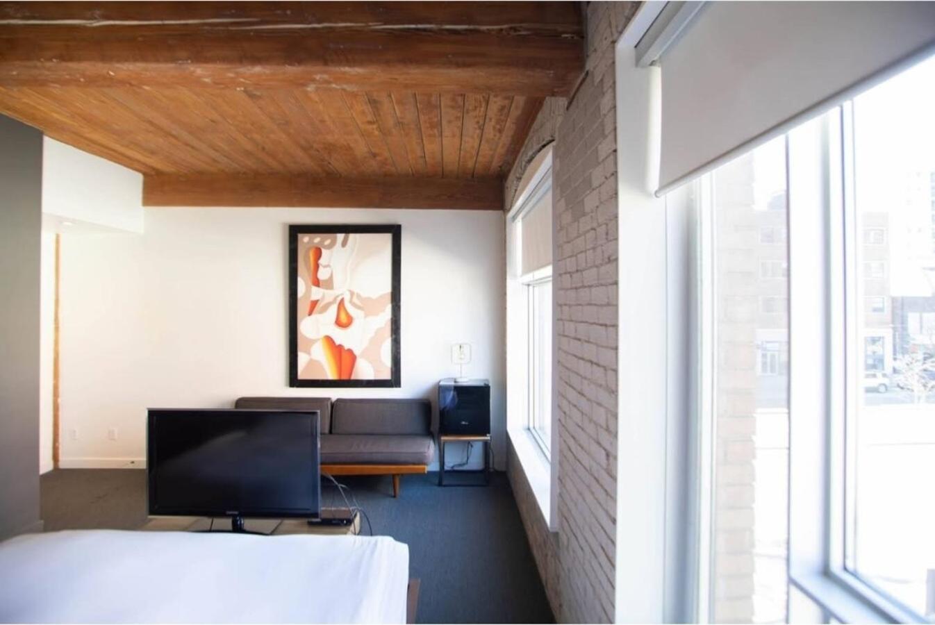 Hotel Ocho Toronto Kültér fotó