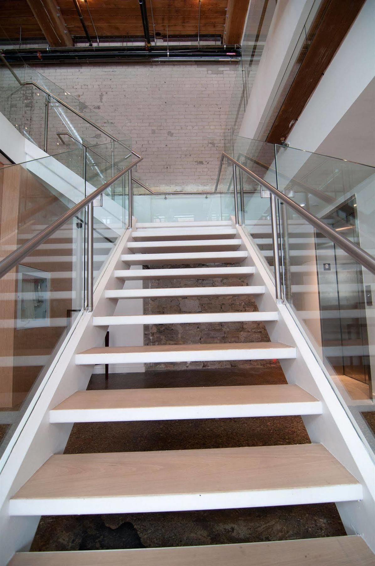 Hotel Ocho Toronto Kültér fotó